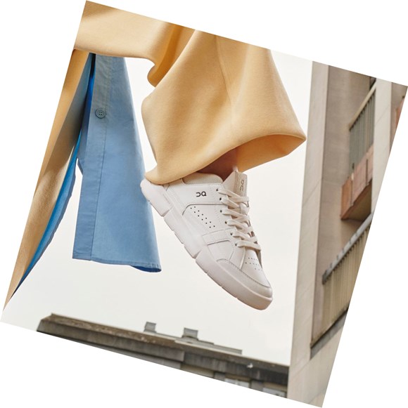 White On THE ROGER Clubhouse Men's Tennis Shoes | 0429ULMAI